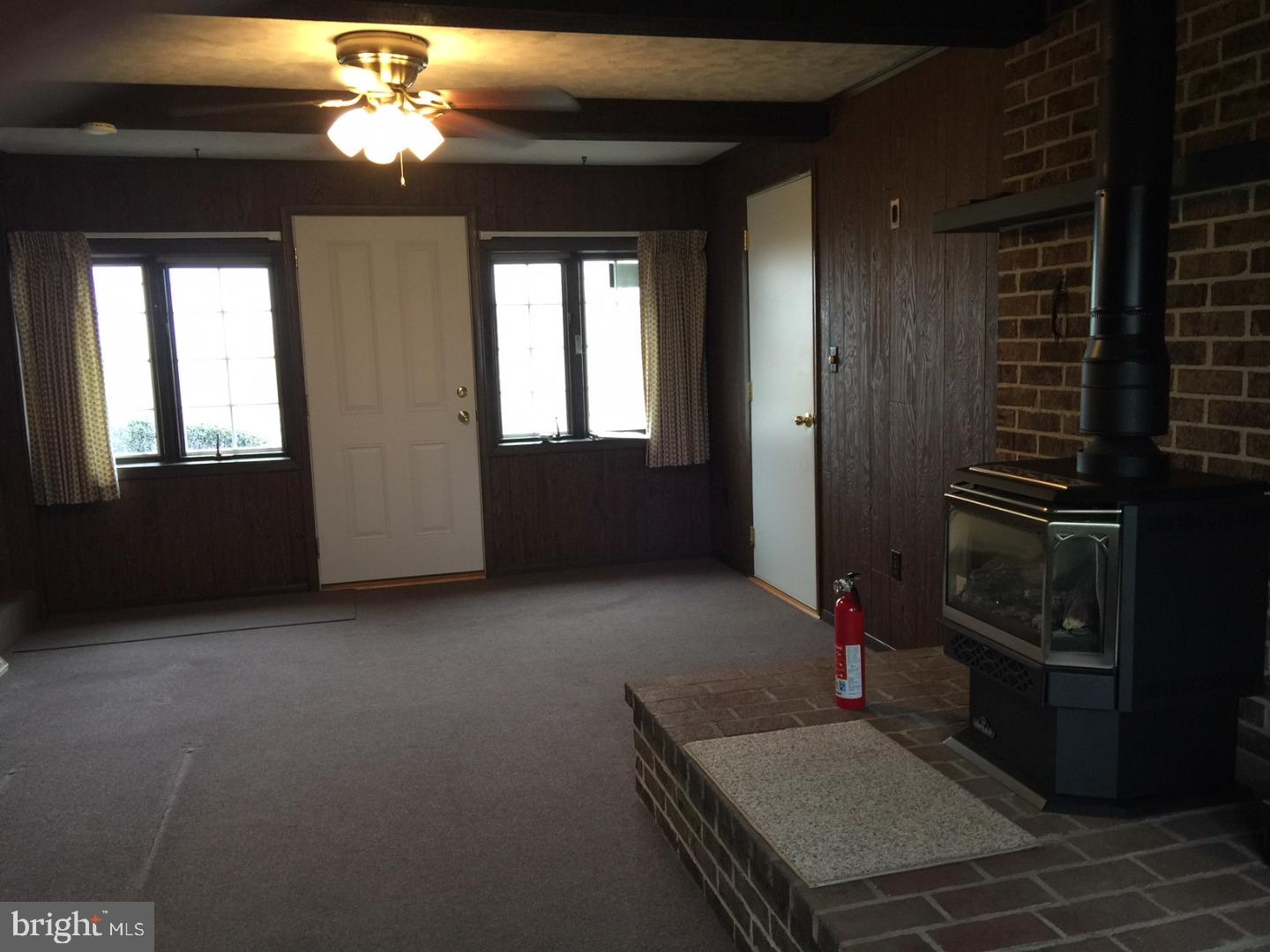 944 Valley Road Mertztown, PA 19539 - Photo 7 of 9 Gallery Image 7