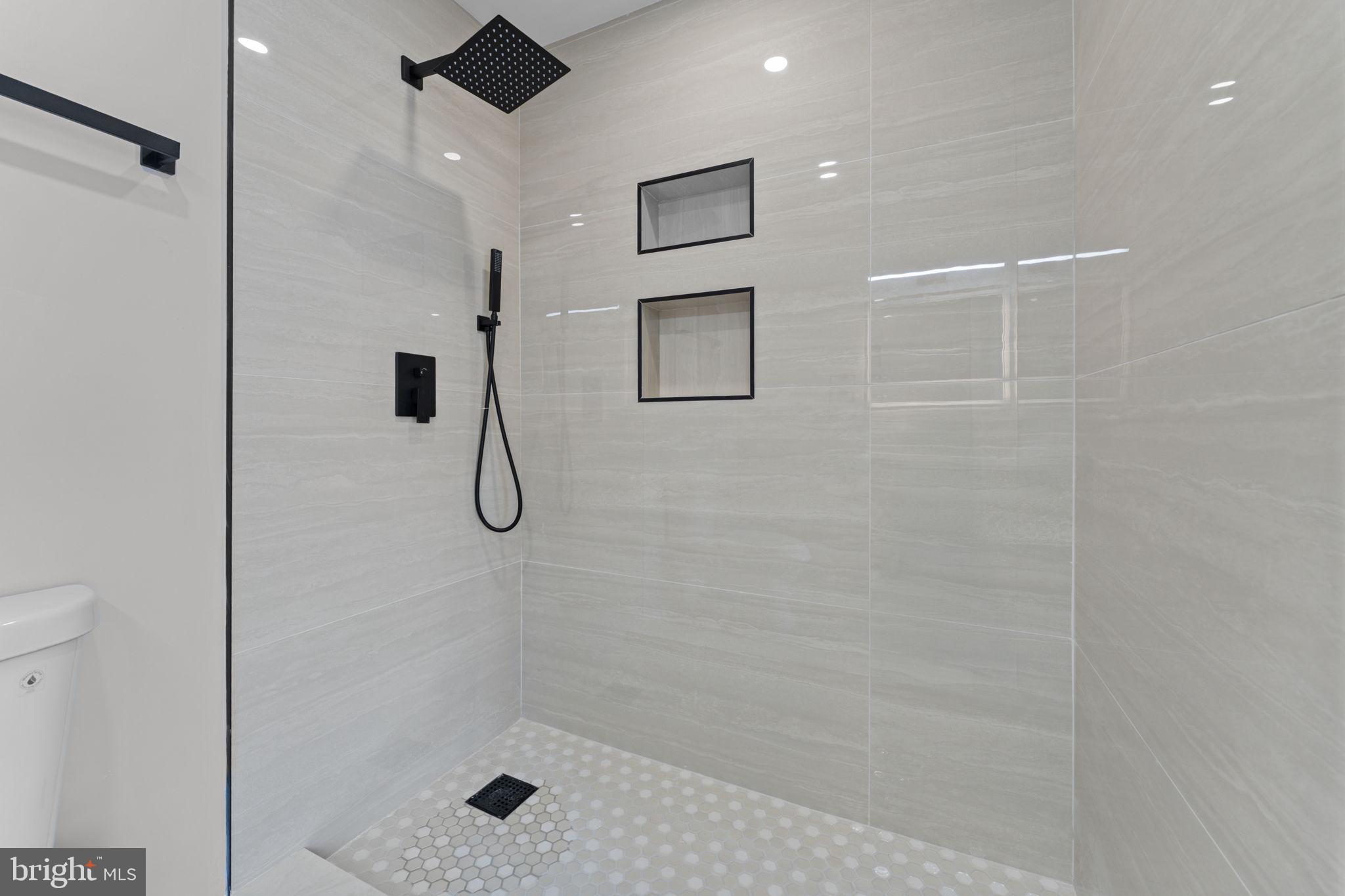 1841 Tubman Road Southeast Washington, DC 20020 - Photo 22 of 34 Master Bedroom - Walk In Shower