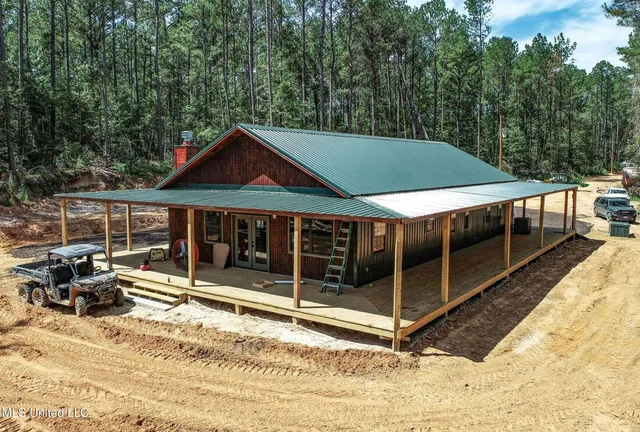 $1,024,000 | 348 Beaverdam Road, Camden, MS 39045