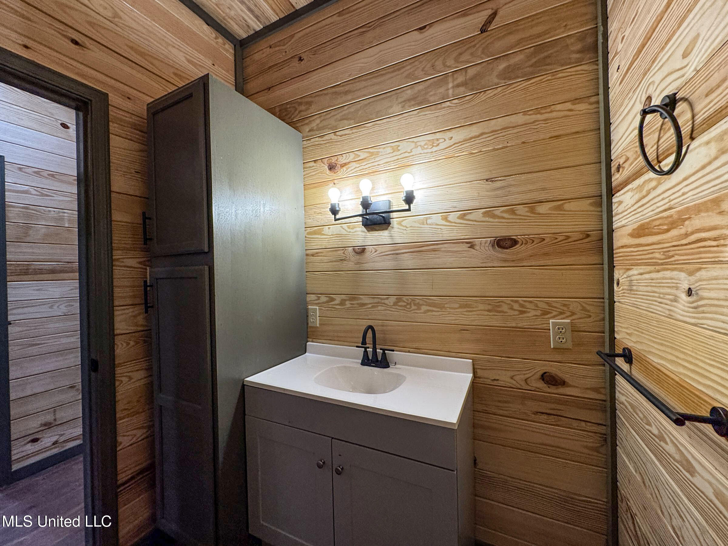 348 Beaverdam Road Camden, MS 39045 - Photo 73 of 121 7djhmad92