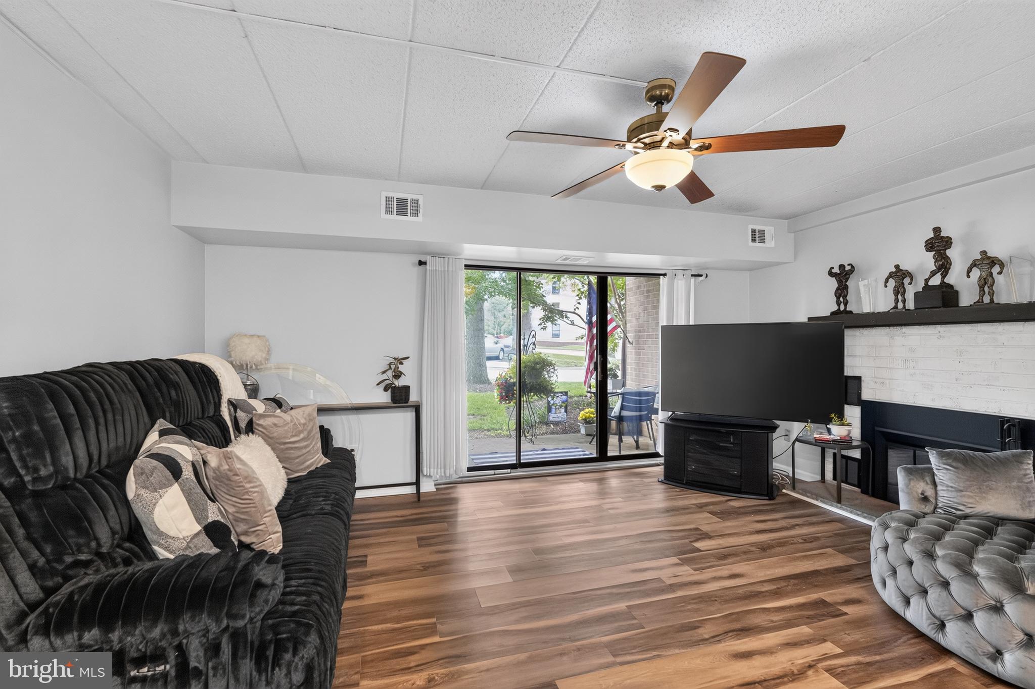 710 Washington Place, Unit 10 Chesterbrook, PA 19087 - Photo 7 of 21