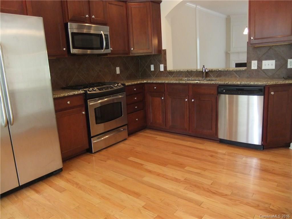 673 6th Baxter Crossing, Unit 95 Fort Mill, SC 29708 - Photo 4 of 15 Gallery Image 4