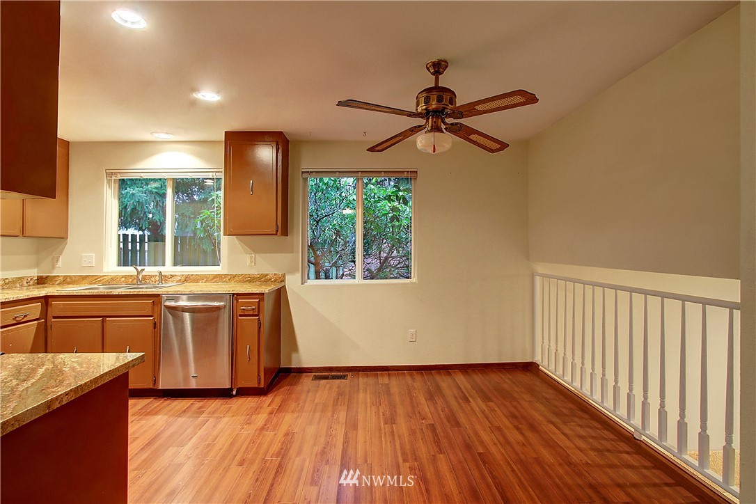 12934 Southeast 186th Street Renton, WA 98058 - Photo 8 of 24 Gallery Image 8