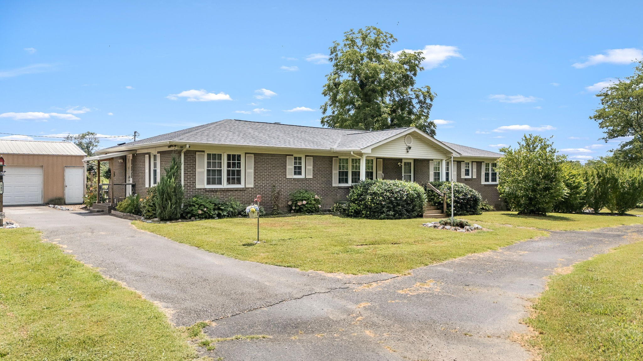 145 Rambo Road Fayetteville, TN 37334 - Photo 3 of 68 Gallery Image 3