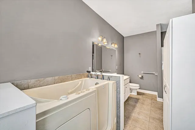 $449,500 | 1613 Edgebrook Road, Salem, VA 24153