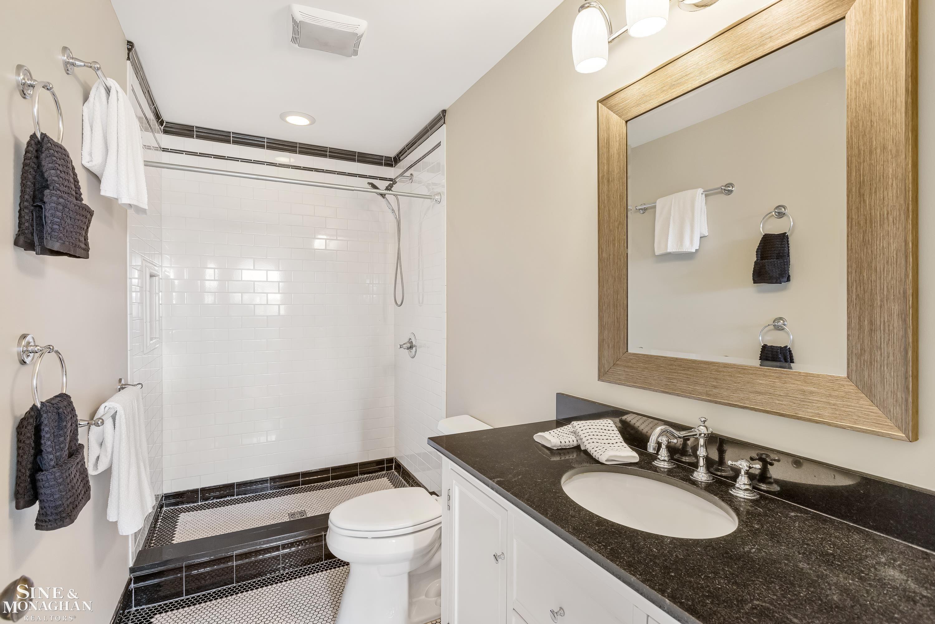 31 Beverly Road Grosse Pointe Farms, MI 48236 - Photo 67 of 97
