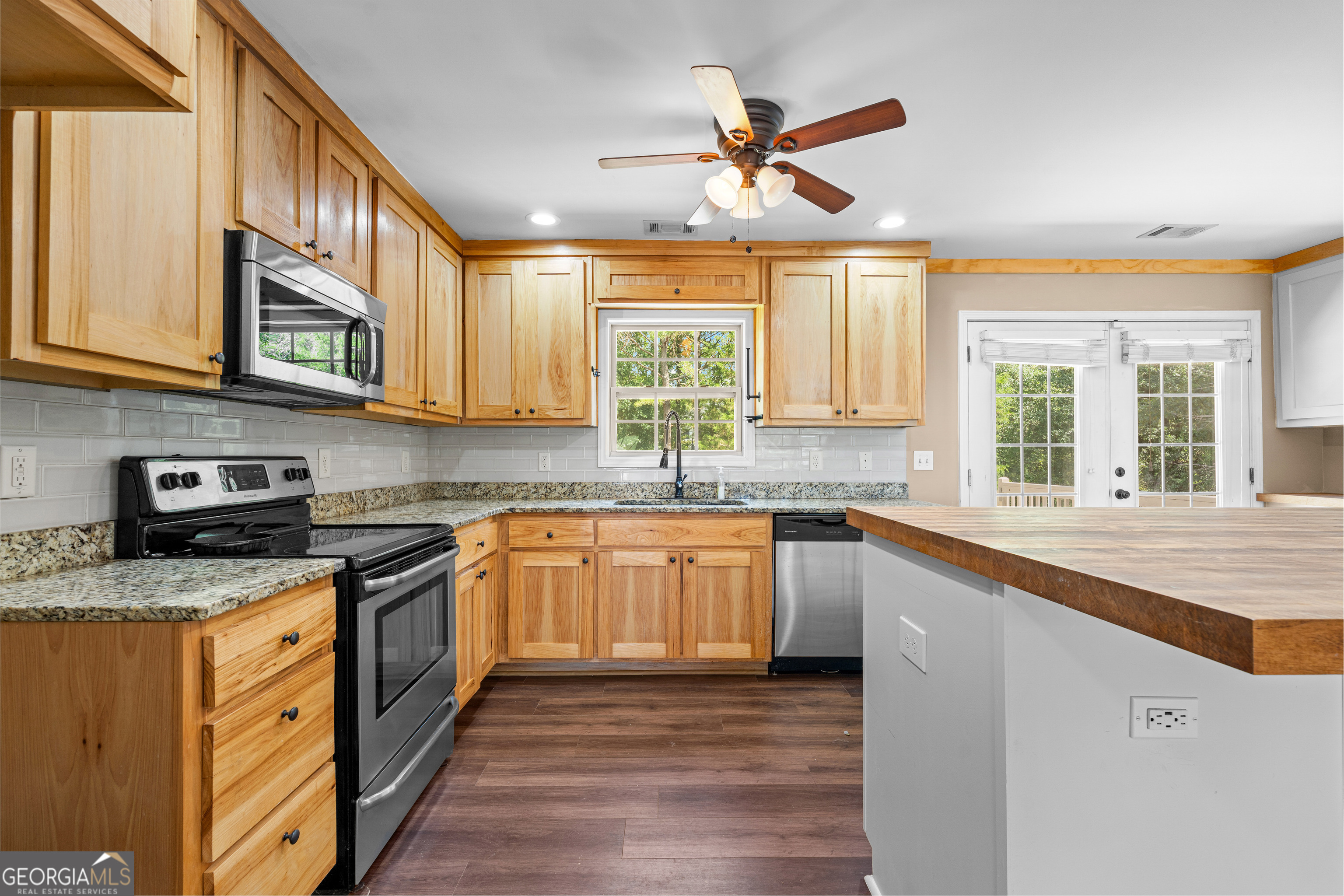 1220 Destiny Court Locust Grove, GA 30248 - Photo 13 of 45