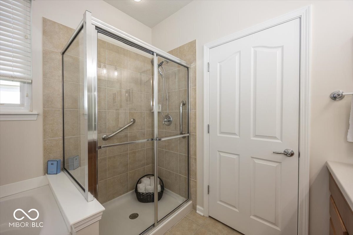 12926 Venito Trail Fishers, IN 46037 - Photo 26 of 53