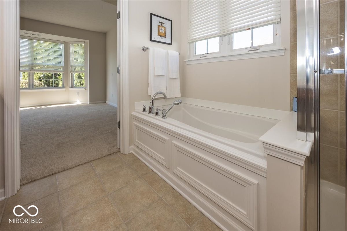 12926 Venito Trail Fishers, IN 46037 - Photo 27 of 53