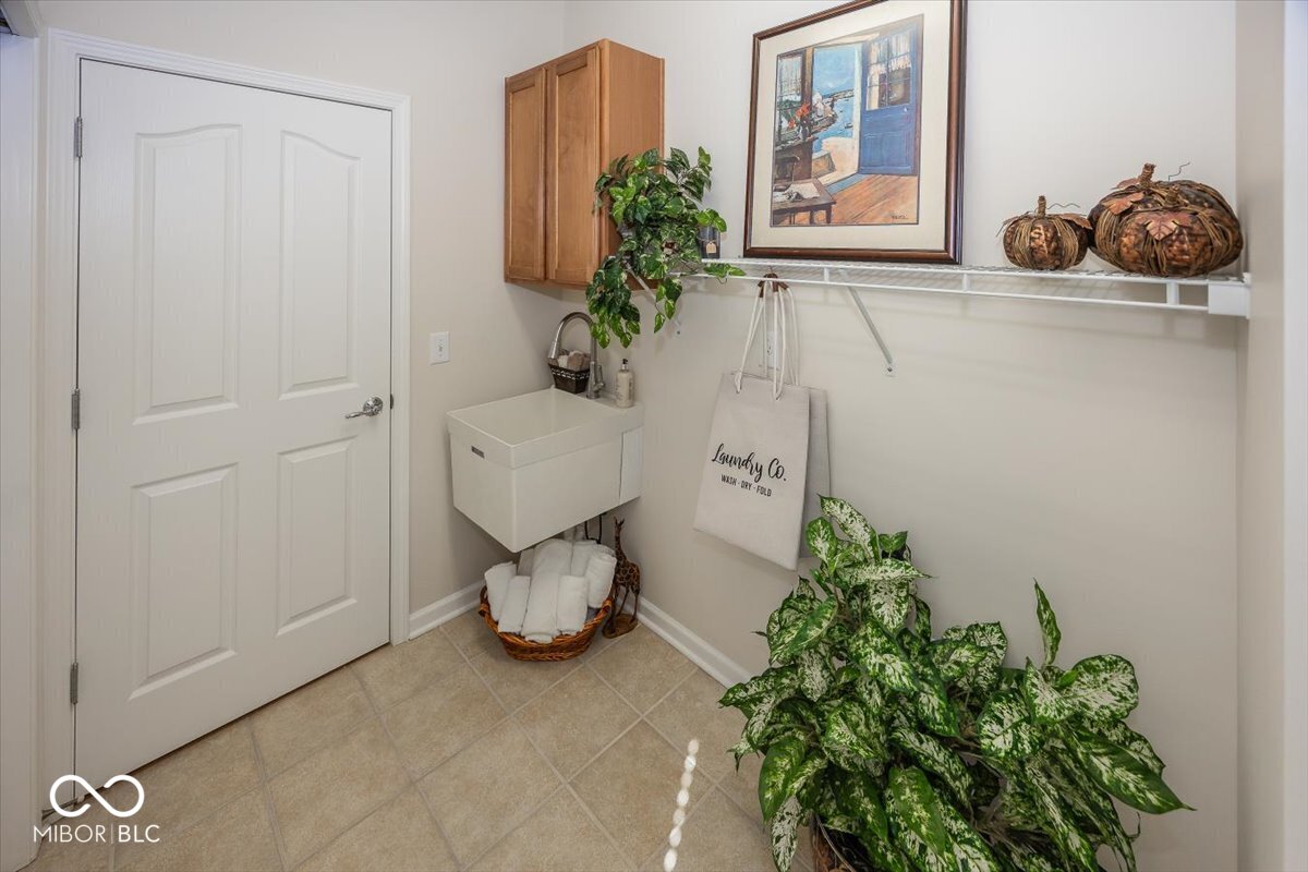 12926 Venito Trail Fishers, IN 46037 - Photo 43 of 54