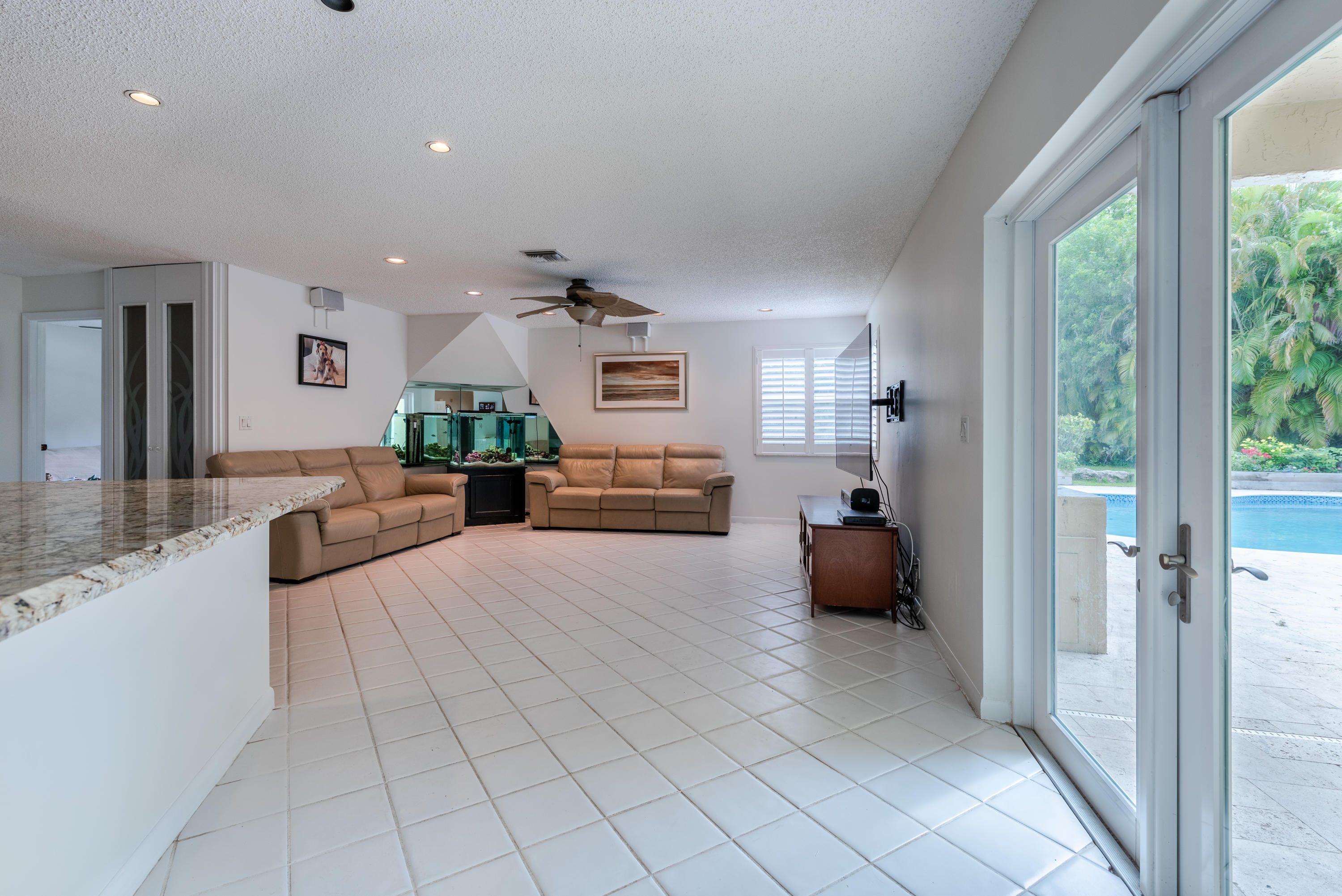 22161 Martella Avenue Boca Raton, FL 33433 - Photo 13 of 47 22161 Martella Ave (13 of 49)