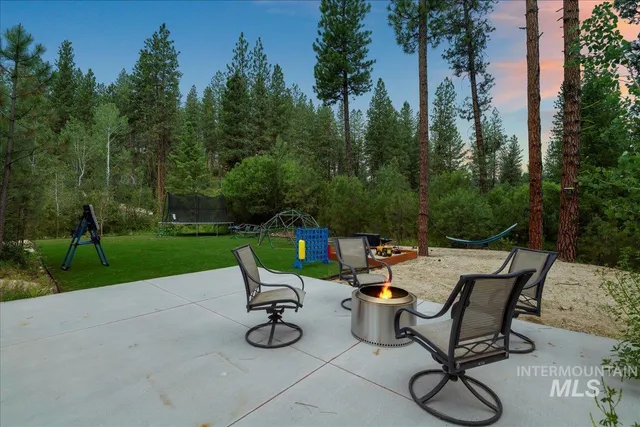 $900,000 | 11 Crescent Circle, Boise, ID 83716