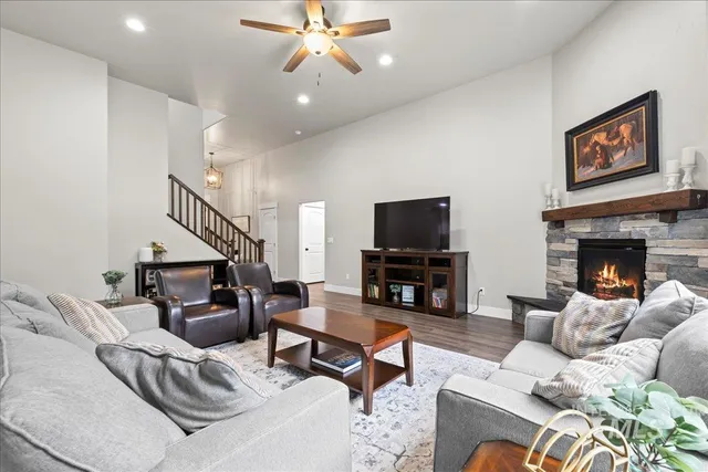 $900,000 | 11 Crescent Circle, Boise, ID 83716