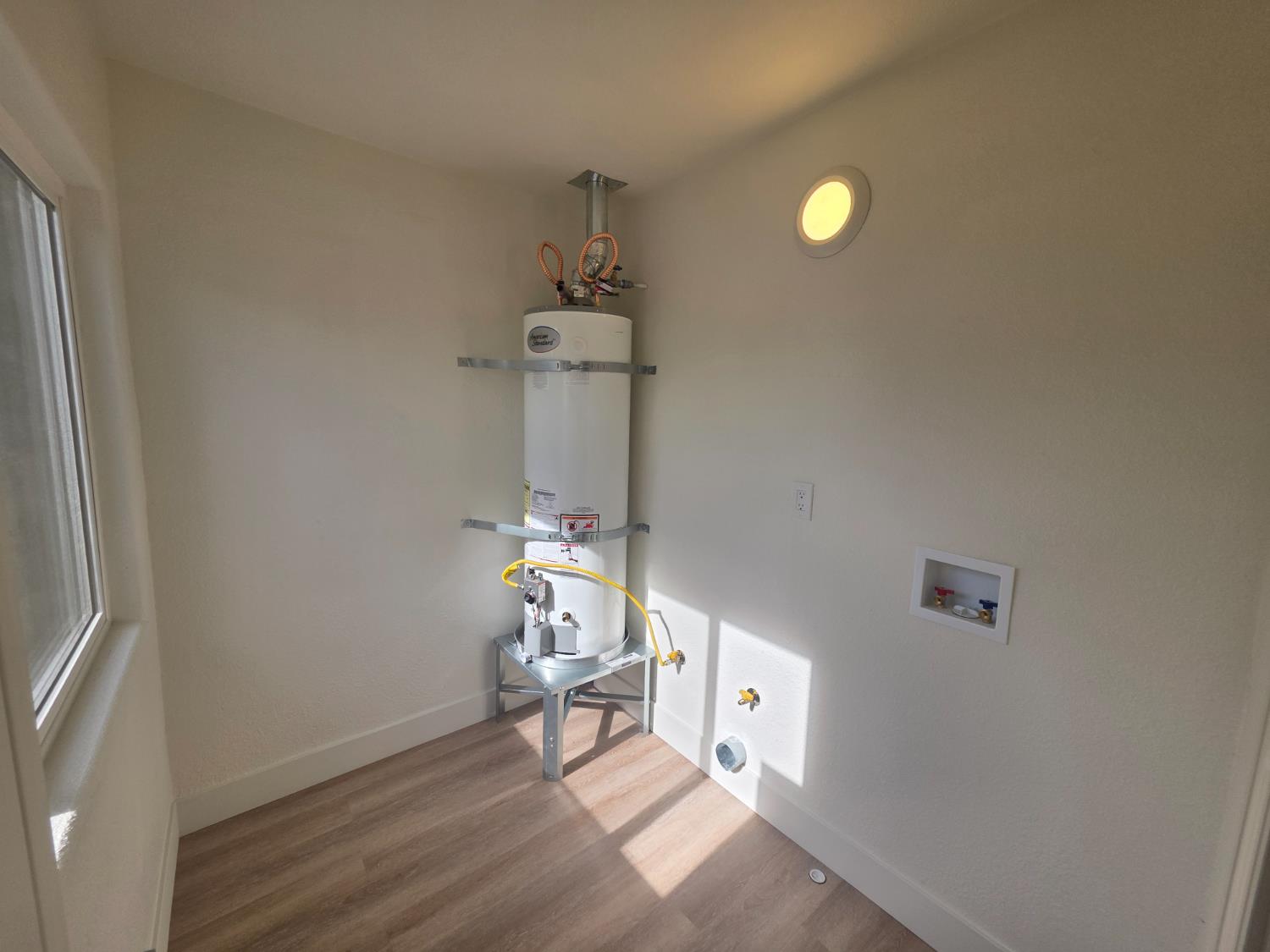 1809 North Bridge Street Visalia, CA 93291 - Photo 14 of 19