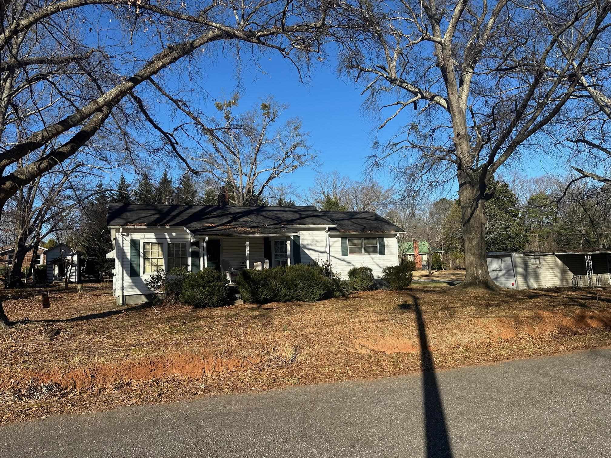 100 Landrum Drive Greer, SC 29651 - Photo 3 of 27