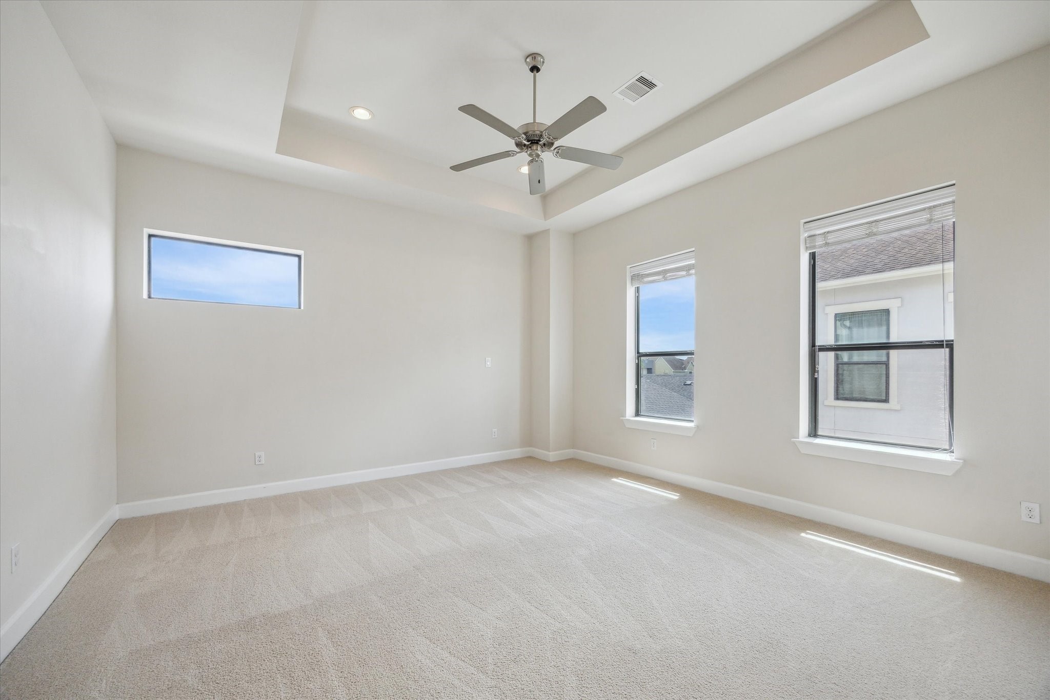 4113 Eigel Street Houston, TX 77007 - Photo 16 of 23 Primary bedroom