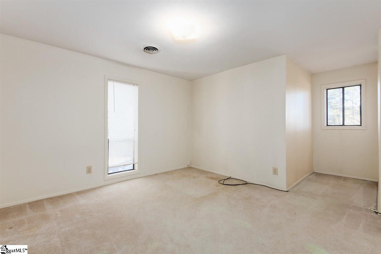 3231 Cannon Road Greer, SC 29651 - Photo 11 of 26 Gallery Image 11