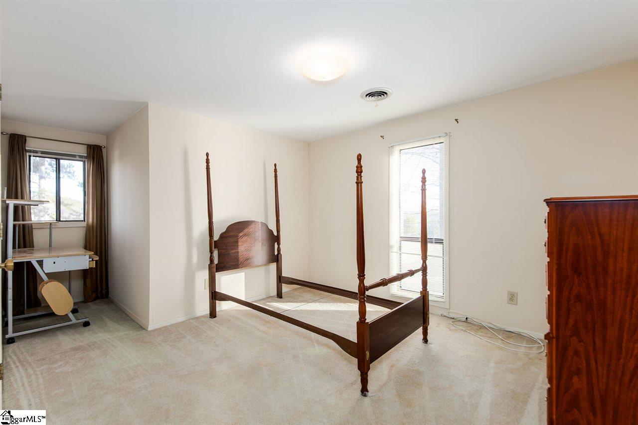 3231 Cannon Road Greer, SC 29651 - Photo 9 of 26 Gallery Image 9