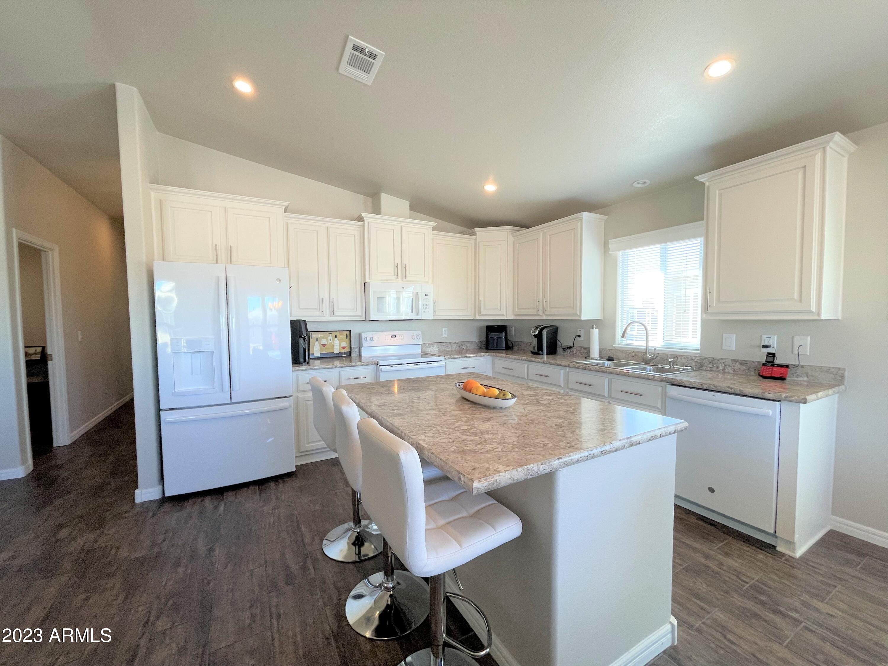 8865 East Baseline Road, Unit 561 Mesa, AZ 85209 - Photo 11 of 41 8865 E. Baseline Rd #561, Mesa AZ 85209