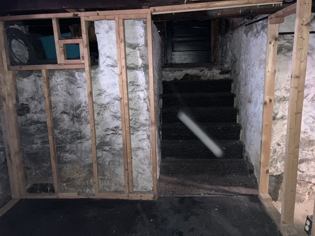 328 Worcester Street Southbridge, MA 01550 - Photo 22 of 26 a view of an entryway