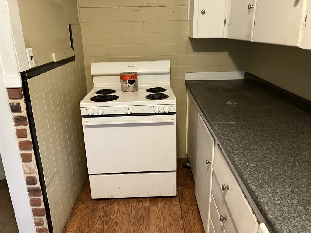 328 Worcester Street Southbridge, MA 01550 - Photo 7 of 26 a utility room with dryer and washer