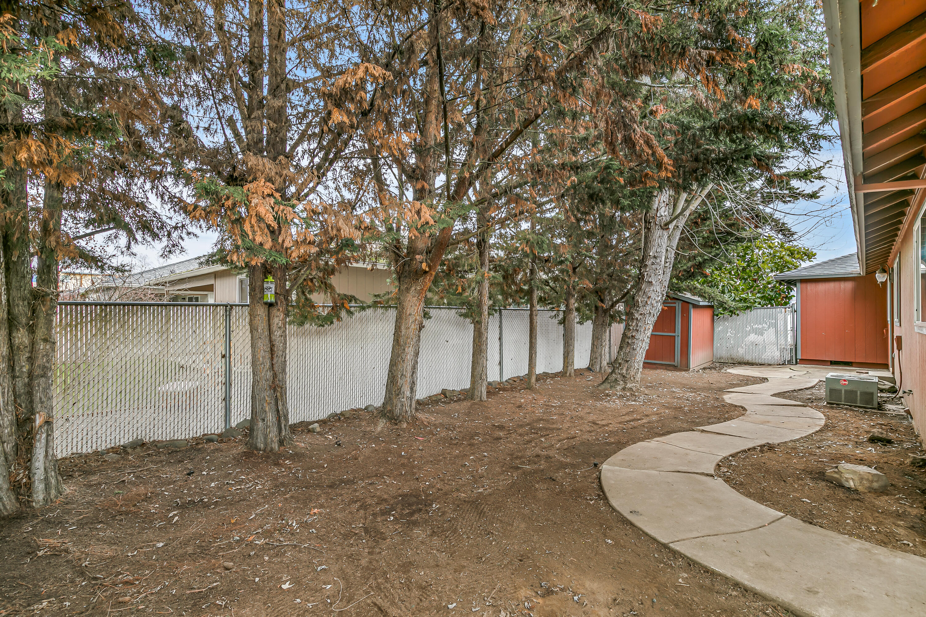 388 Crystal Drive Eagle Point, OR 97524 - Photo 32 of 35 32