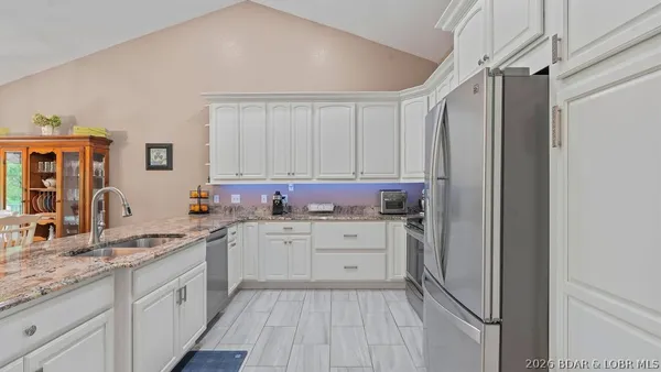 $449,000 | 191 Park Pl Drive, Kaiser, MO 65047