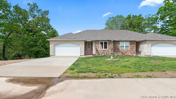 $449,000 | 191 Park Pl Drive, Kaiser, MO 65047