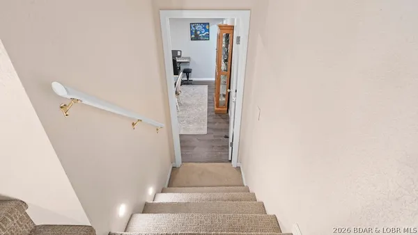 $449,000 | 191 Park Pl Drive, Kaiser, MO 65047