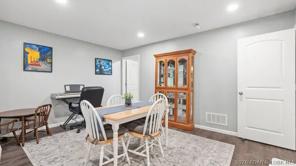$449,000 | 191 Park Pl Drive, Kaiser, MO 65047