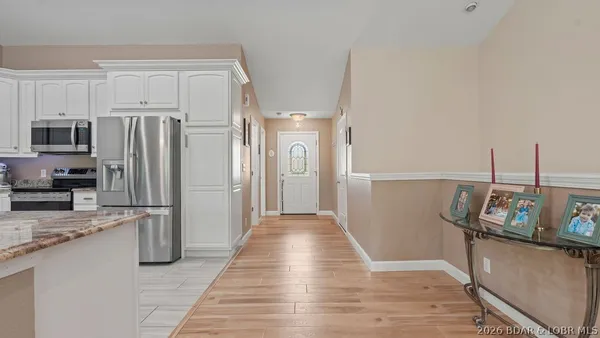 $449,000 | 191 Park Pl Drive, Kaiser, MO 65047