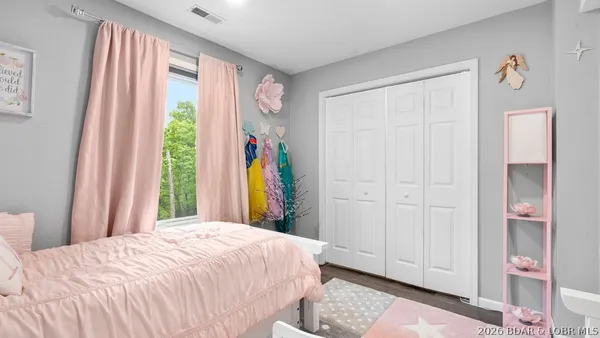 $449,000 | 191 Park Pl Drive, Kaiser, MO 65047
