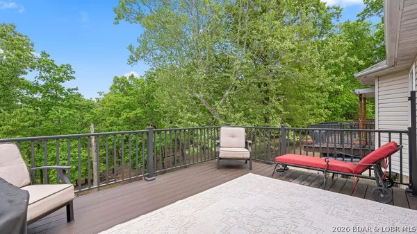 $449,000 | 191 Park Pl Drive, Kaiser, MO 65047