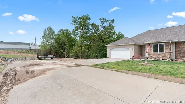 $449,000 | 191 Park Pl Drive, Kaiser, MO 65047