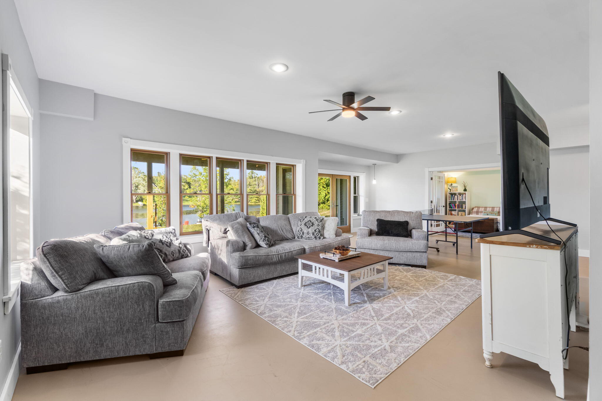 5824 Twin Lakes Road Cheboygan, MI 49721 - Photo 26 of 44 Family Room