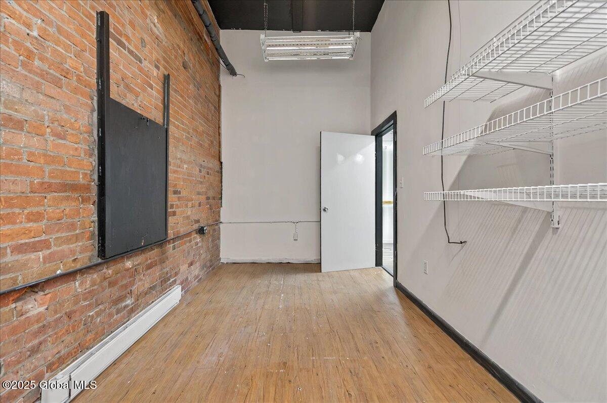 80 West Circular Street, Unit SUITE 1 Saratoga Springs, NY 12866 - Photo 11 of 29 15-80 WEST CIR-15