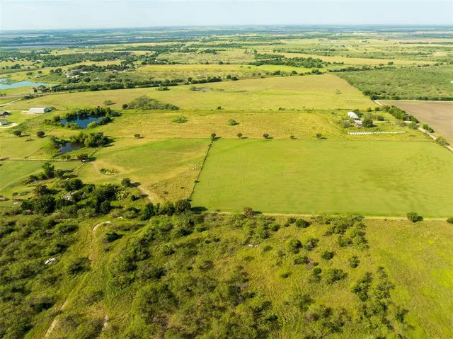 $340,000 | 770 Cane Road, Ennis, TX 75119