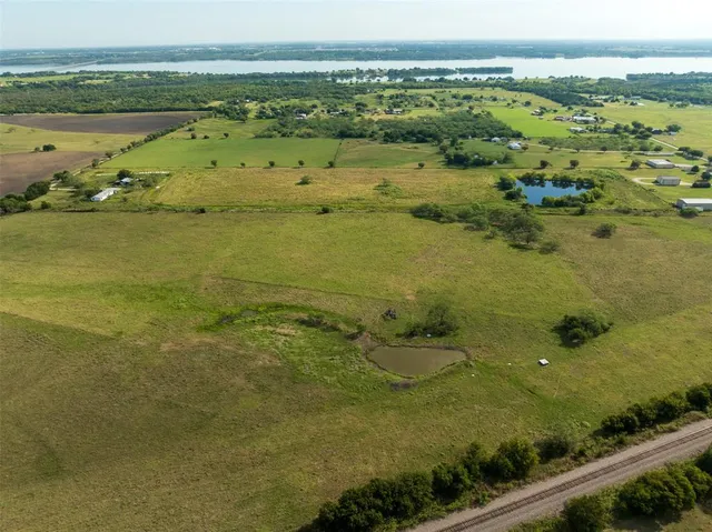 $340,000 | 770 Cane Road, Ennis, TX 75119