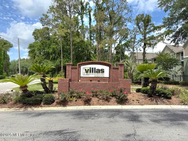 $155,500 | 7701 Timberlin Park Boulevard, Unit 434, Jacksonville, FL 32256