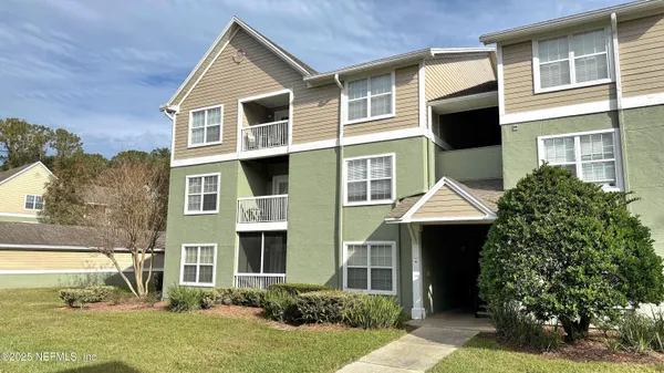 $155,500 | 7701 Timberlin Park Boulevard, Unit 434, Jacksonville, FL 32256