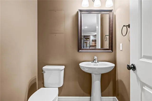 $469,950 | 16639 West 168th Place, Olathe, KS 66062