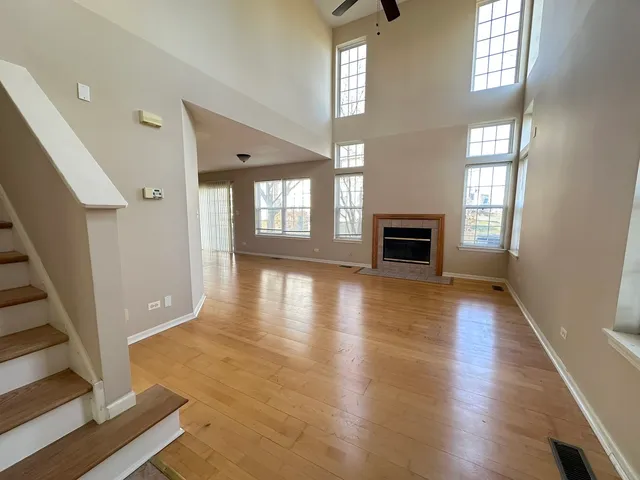 $2,550 | 2737 Borkshire Lane, Aurora, IL 60502