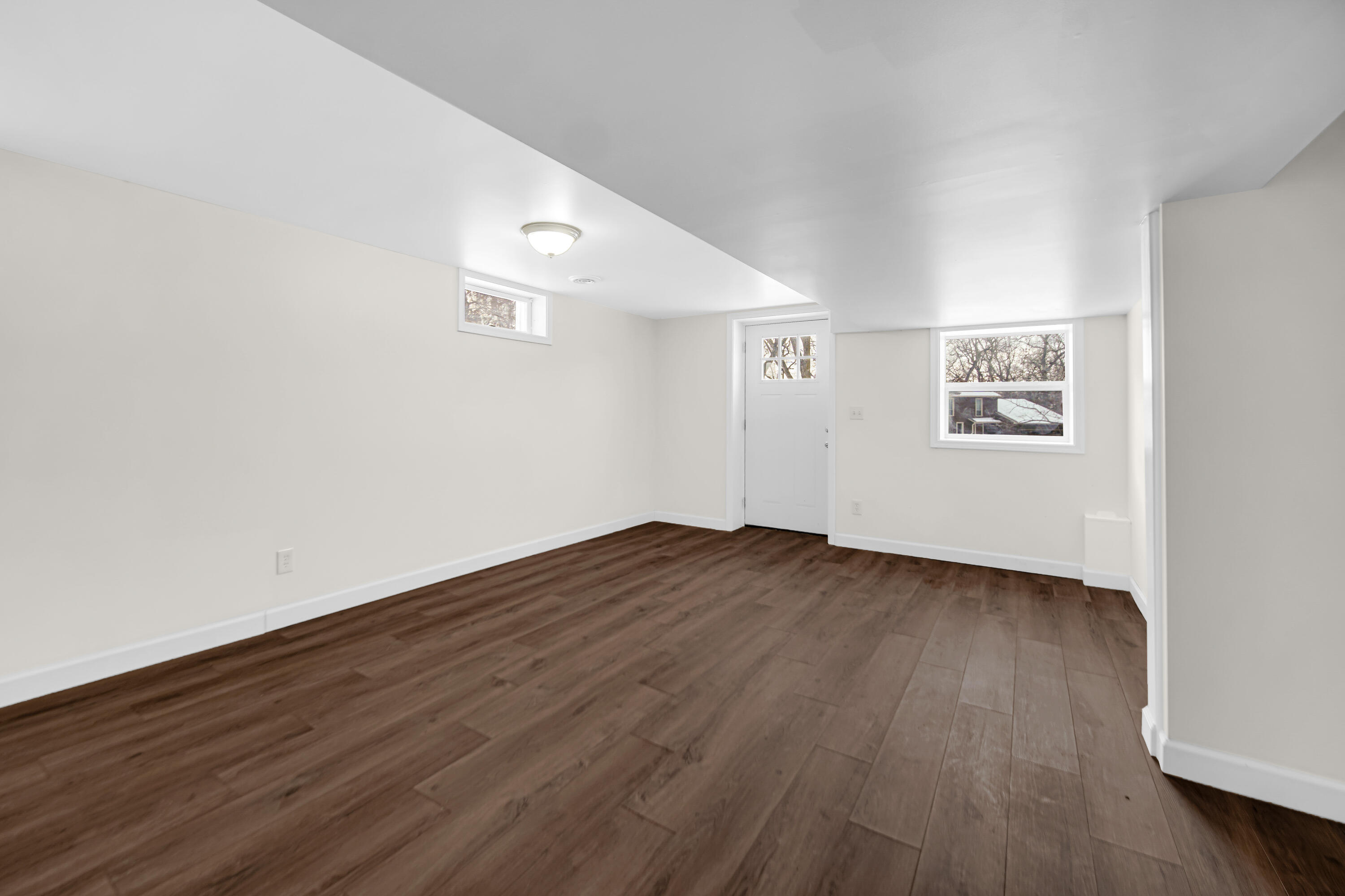 2044 Hidden Valley Drive Crown Point, IN 46307 - Photo 23 of 31 3000x2000