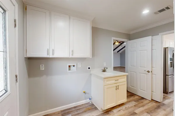 $319,900 | 2206 Carriage Lane, La Marque, TX 77568