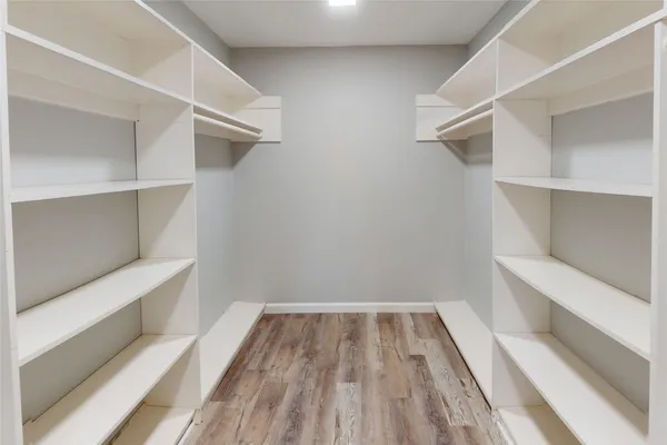 $319,900 | 2206 Carriage Lane, La Marque, TX 77568