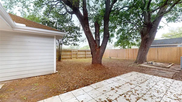 $319,900 | 2206 Carriage Lane, La Marque, TX 77568