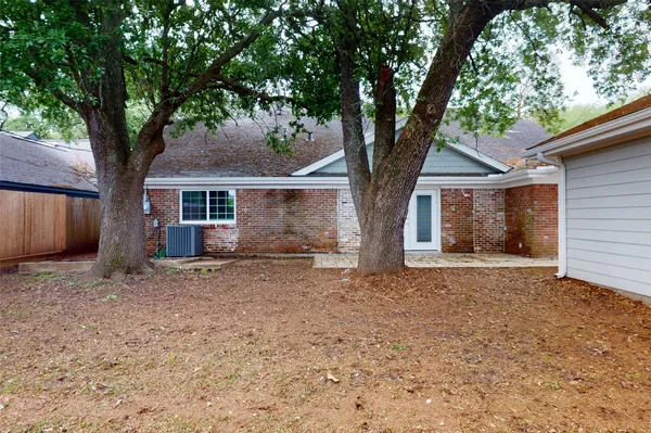 $319,900 | 2206 Carriage Lane, La Marque, TX 77568