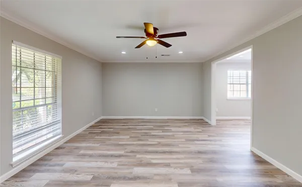 $319,900 | 2206 Carriage Lane, La Marque, TX 77568