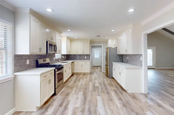 $319,900 | 2206 Carriage Lane, La Marque, TX 77568