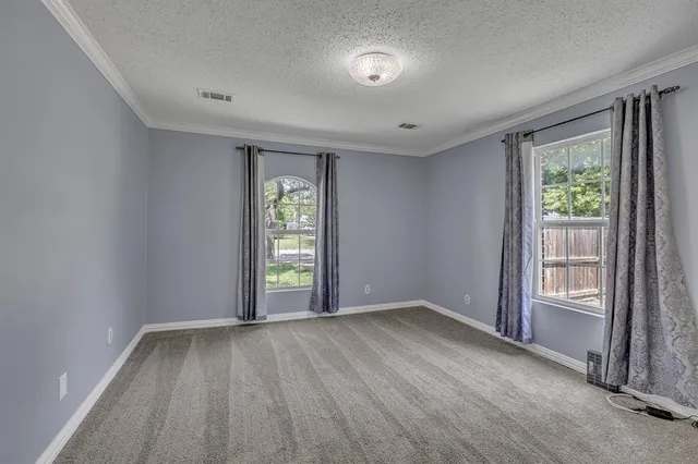 $319,900 | 401 Magnolia Street, Arlington, TX 76012